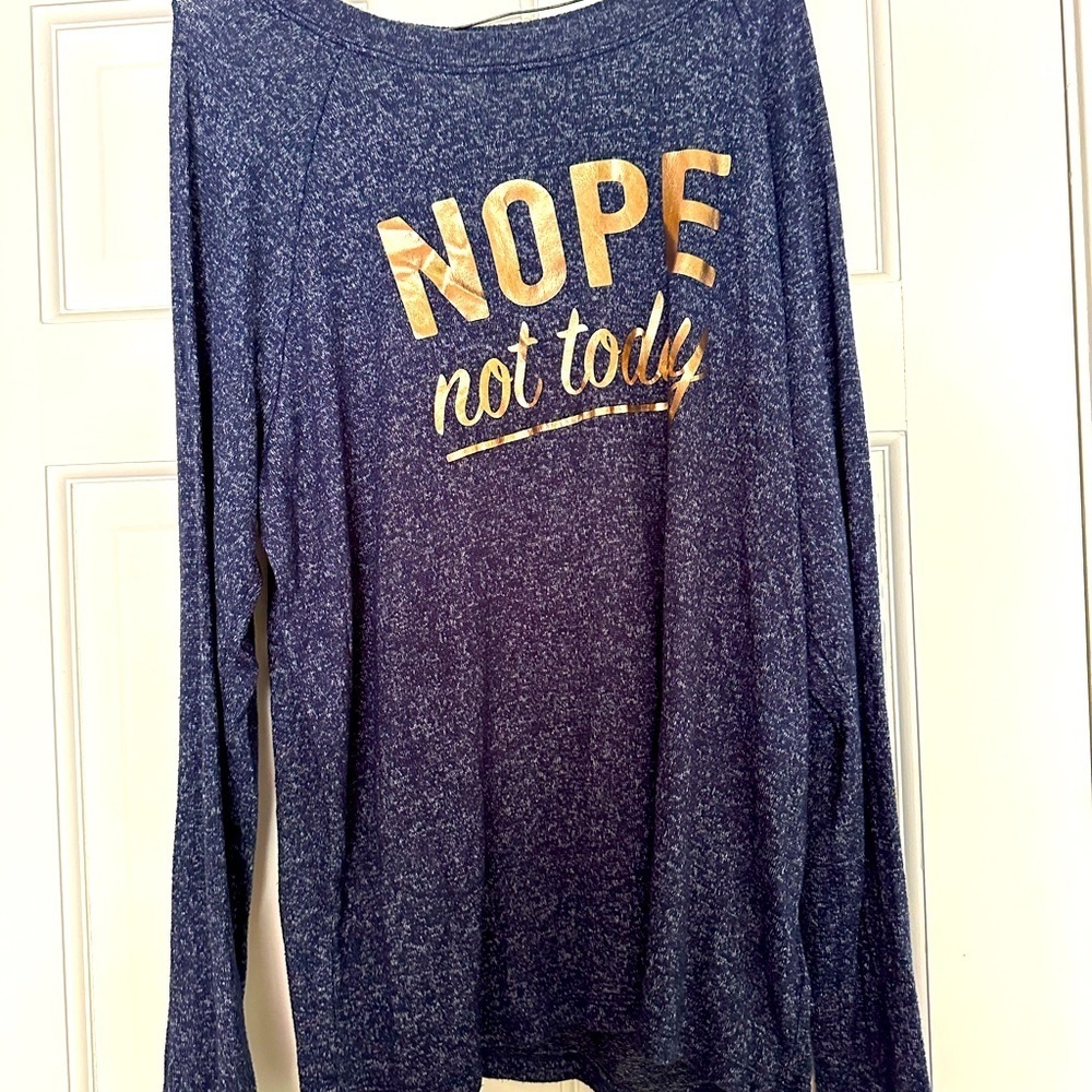 Soft heathered long sleeve sweater lightweight medium loose